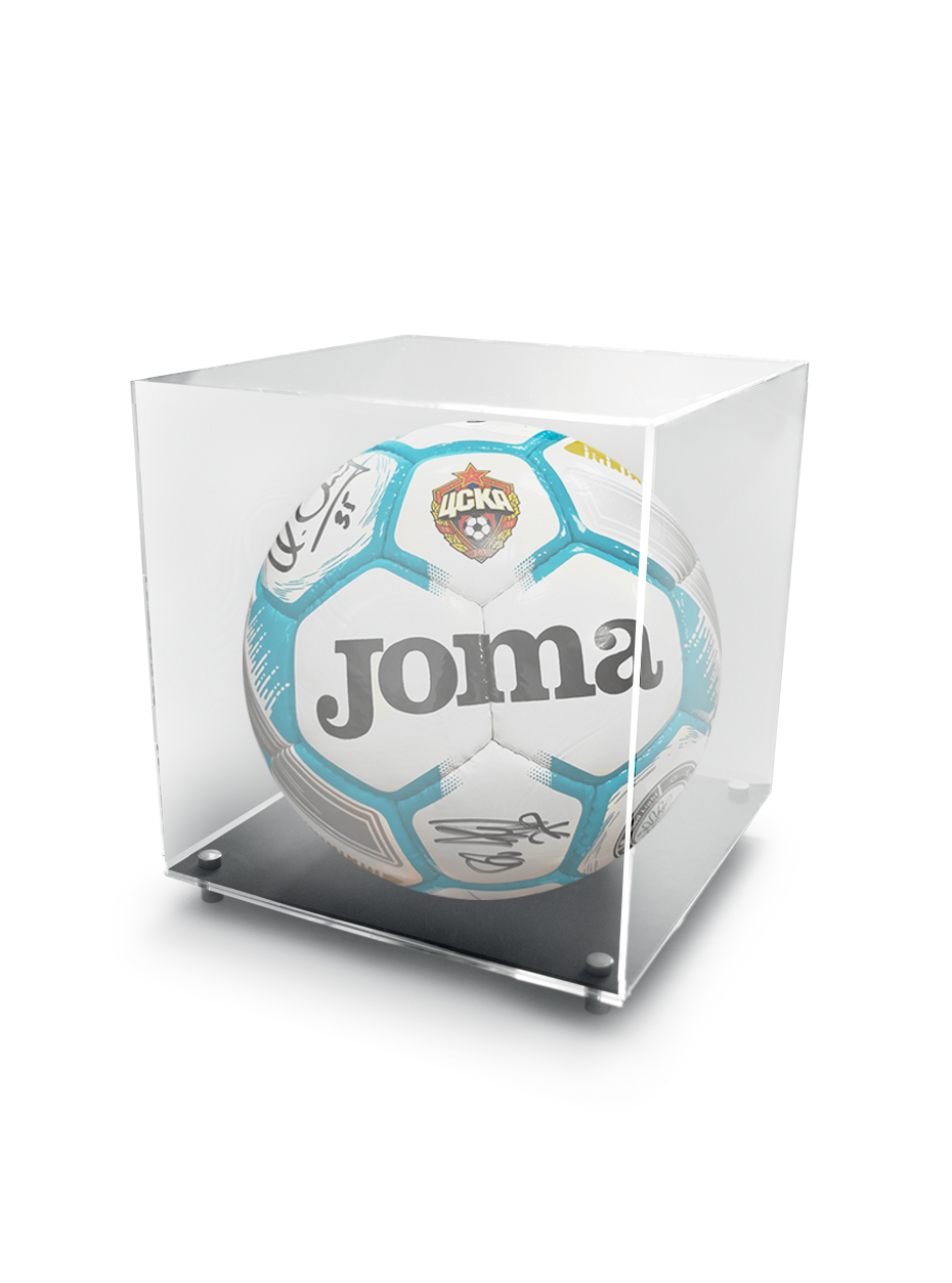 

Мяч футбольный с автографами Joma Egeo с эмблемой ПФК ЦСКА , размер 5 в витрине
